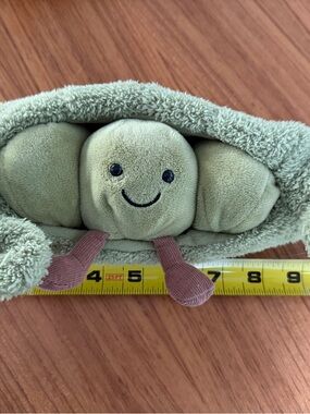 Jellycat Amuseable Peas in a Pod Small (10 in) Retired